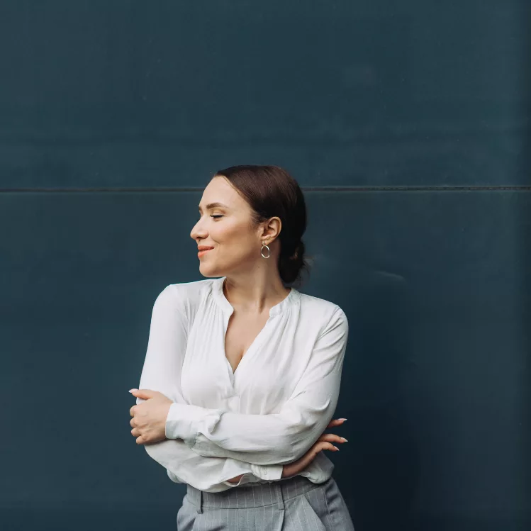 She Already Knows: Reclaiming Intuition in Business and Leadership