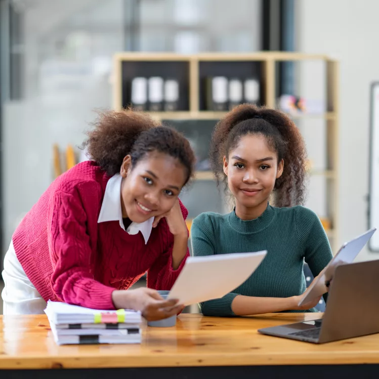 Empowering Teens to Think Like Entrepreneurs: Building Leaders for a Global Future
