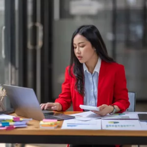 The Two Spreadsheets That Define Every Woman’s Relationship with Money